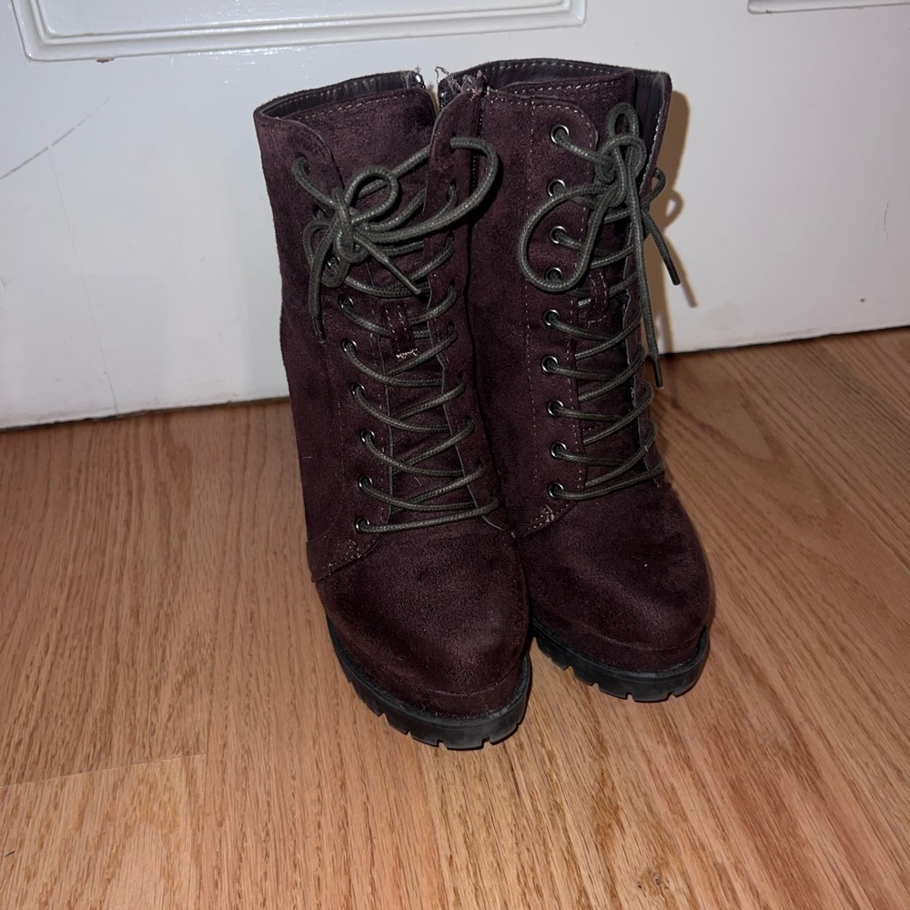 Stylish Women's Lace-Up Ankle Boots - Dark Brown